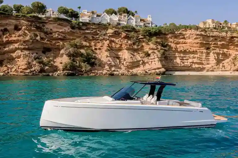 Del Pardo boat rental in Cannes