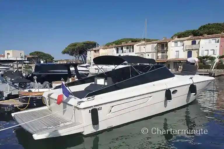 Itama boat rental in Saint Tropez