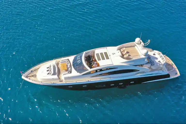 Sunseeker yacht charter in Saint Tropez