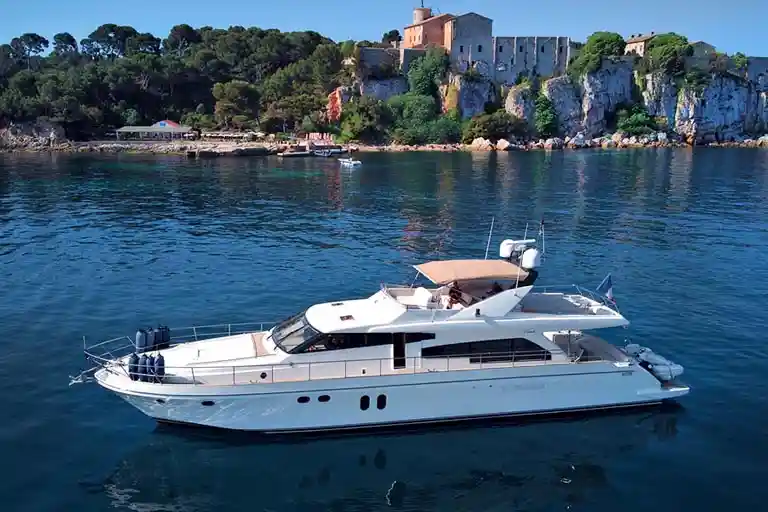 Cannes yacht charter deal