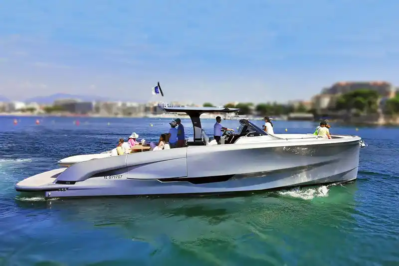 Solaris boat rental near Cannes