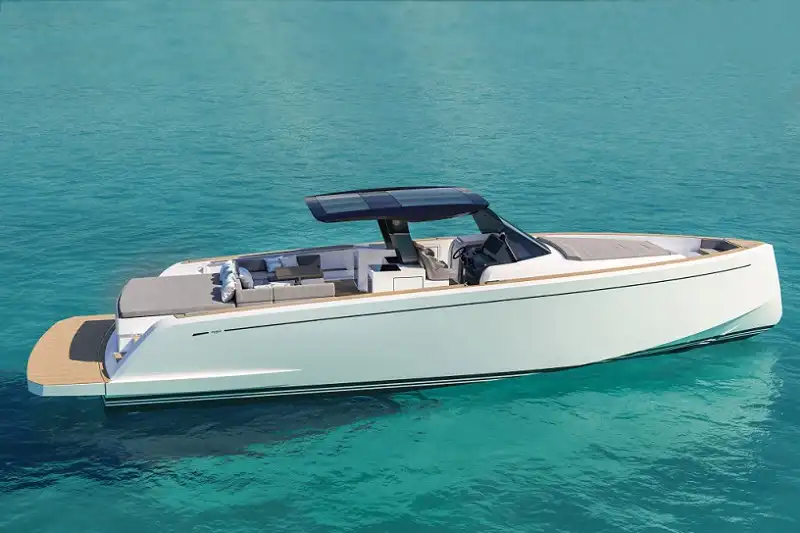 Del Pardo 50 boat hire