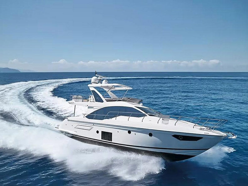 Azimut 50 day charter near Cannes
